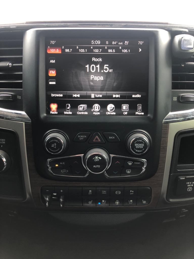 2015 Ram 2500 Laramie photo 14