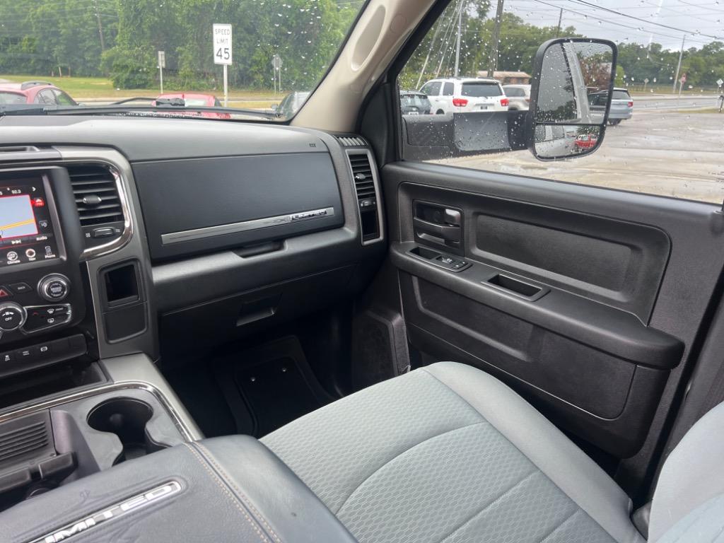2018 Ram 3500 Tradesman photo 14