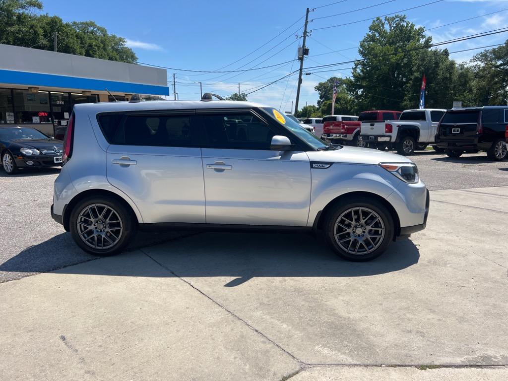 2016 Kia Soul Base photo 2