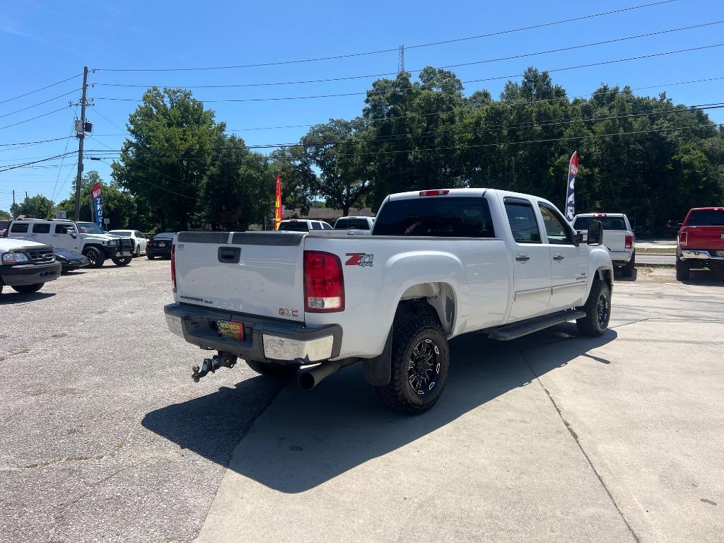 2008 Gmc Sierra 3500 SLE photo 4